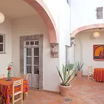 Haiku Hotel Unico